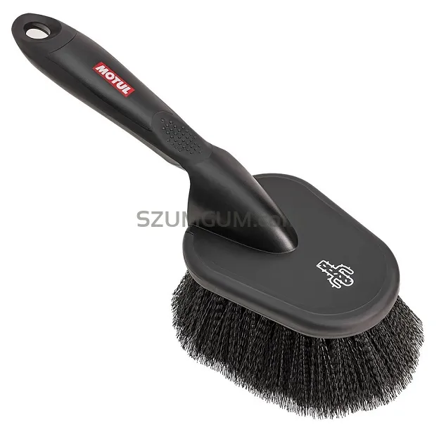 Szczotka z twardym włosiem Motul Hard Bristl